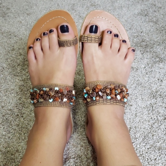 BAMBOO Shoes - Super cute beaded summer sandle!